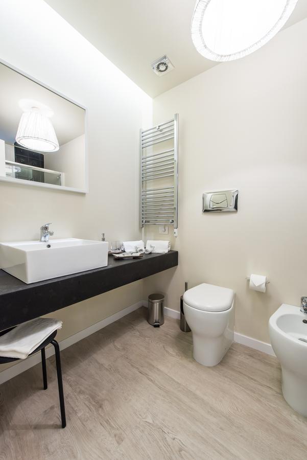 Luxuryenne Hotell Cagliari Exteriör bild