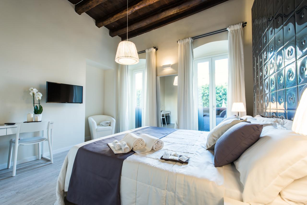 Luxuryenne Hotell Cagliari Exteriör bild